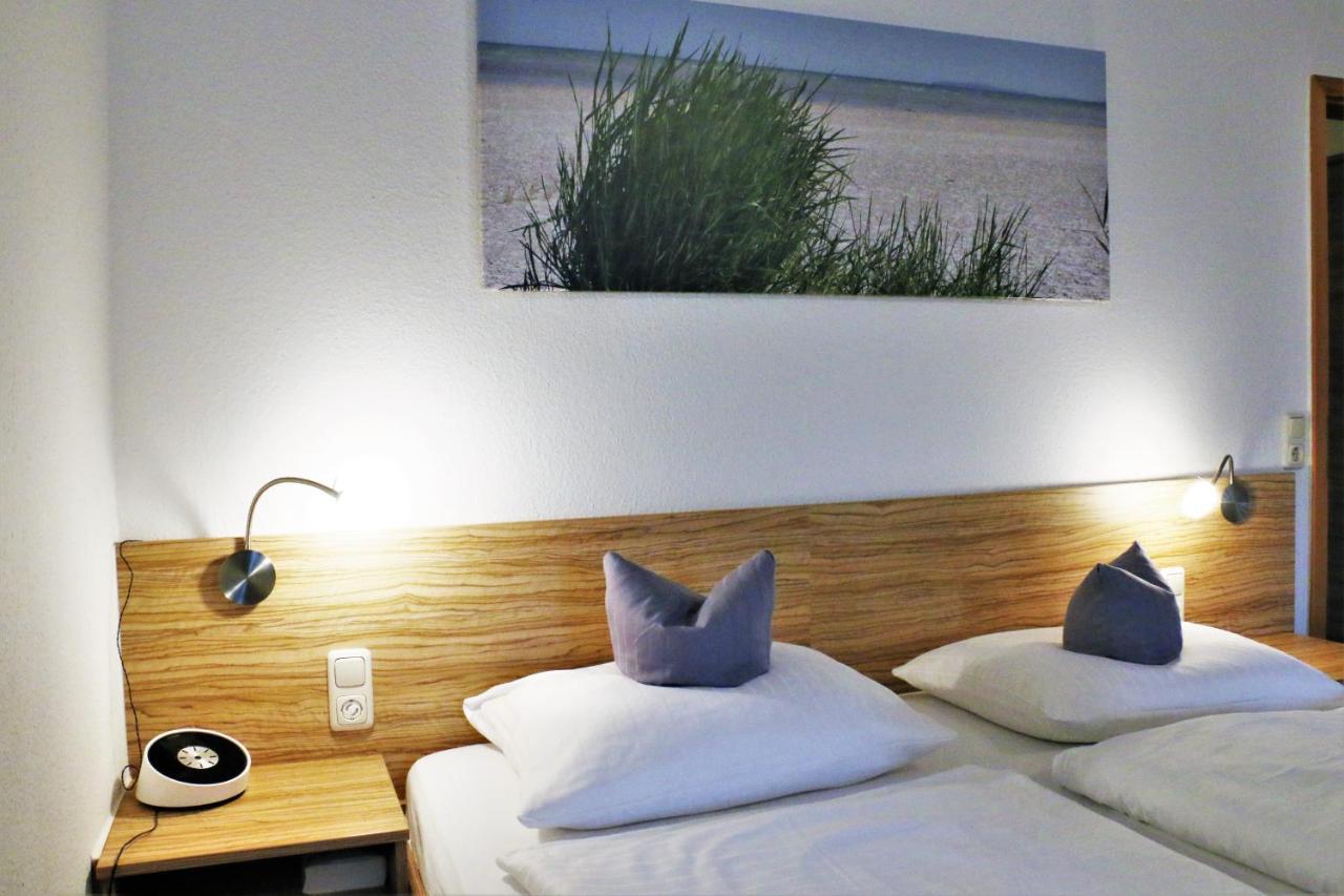 Gruenblau Relax Pension & Apartments Росток Екстер'єр фото