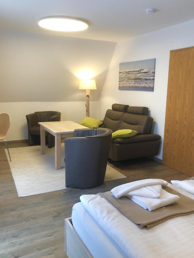 Gruenblau Relax Pension & Apartments Росток Екстер'єр фото