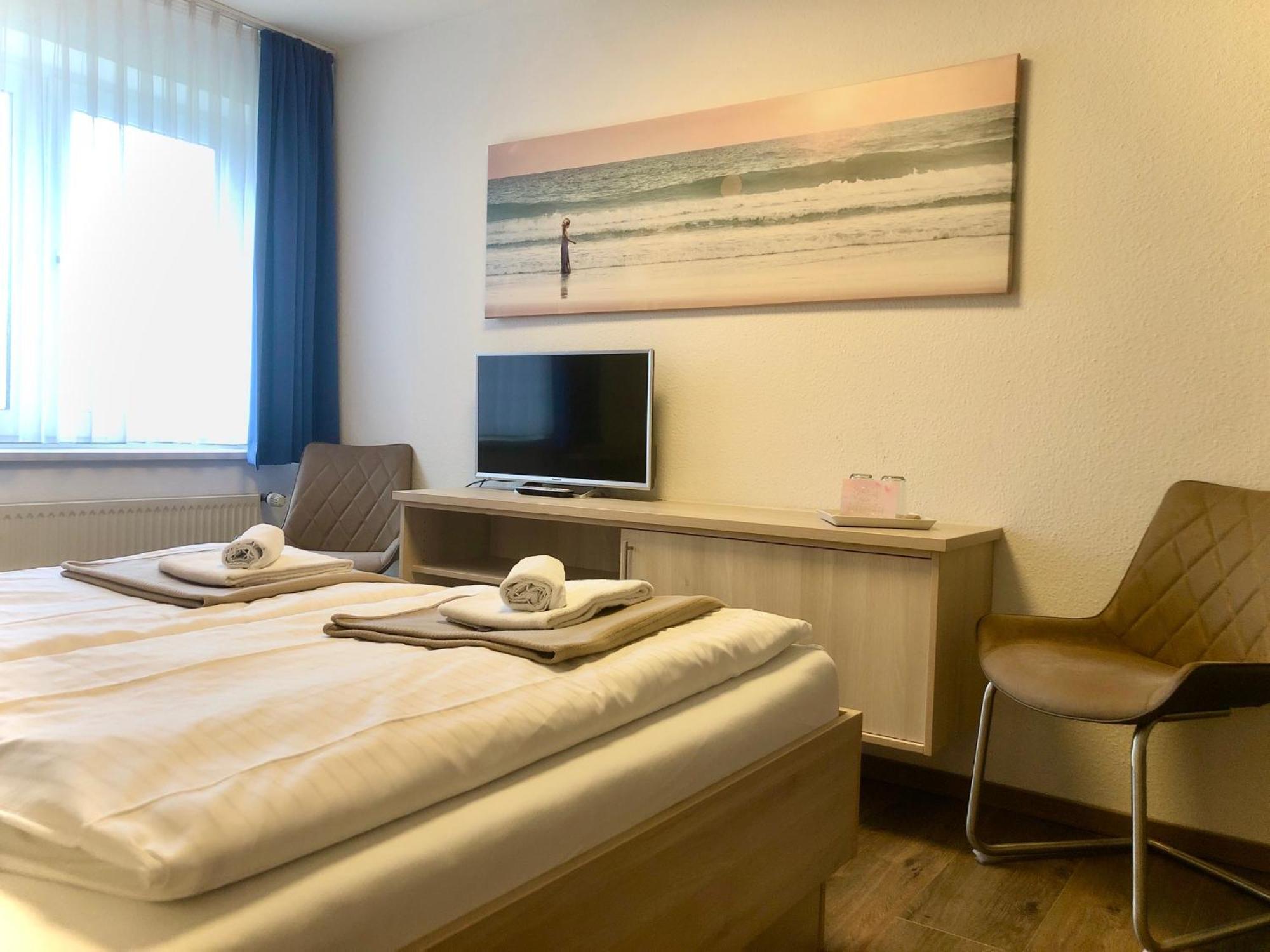 Gruenblau Relax Pension & Apartments Росток Екстер'єр фото